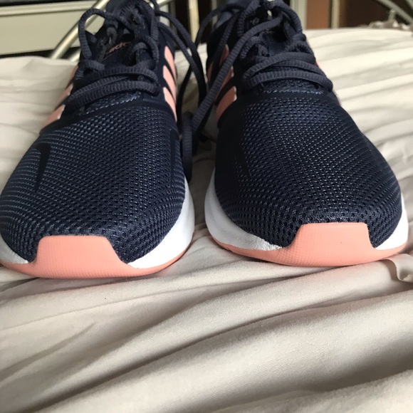 ADIDAS navy blue & pink sneakers, wore once. Size 8.5. - Picture 4 of 6